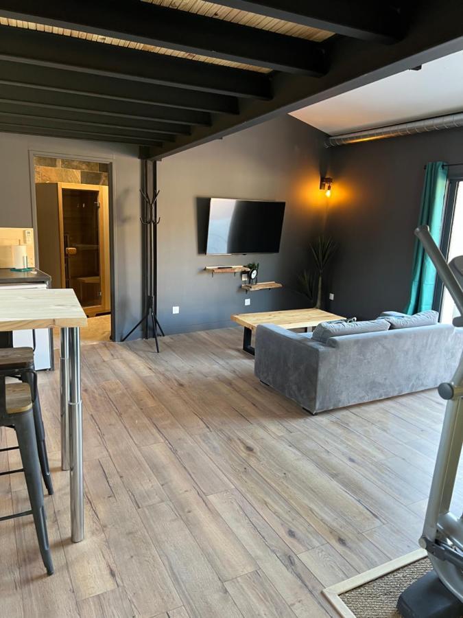 Apartament Charmant Logement Avec Jacuzzi Salon-de-Provence Zewnętrze zdjęcie